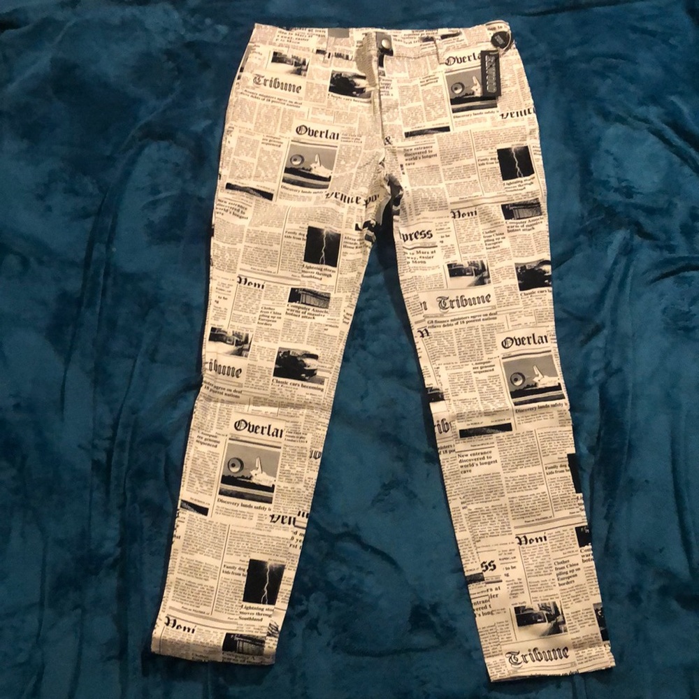 Elwood Newspaper print jeans